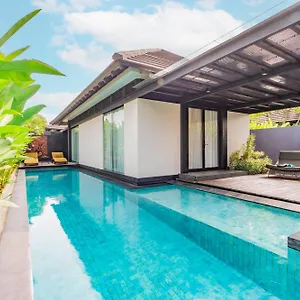 Javana Royal Villa